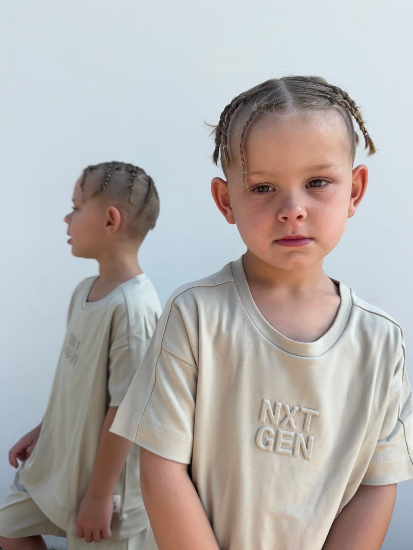 Essential Stone Lounge Set